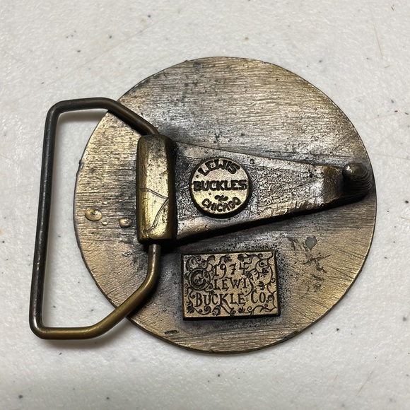 Vintage Lewis Buckle Co. Brass Illinois State Emblem 1974 Buckle - Picture 2 of 5